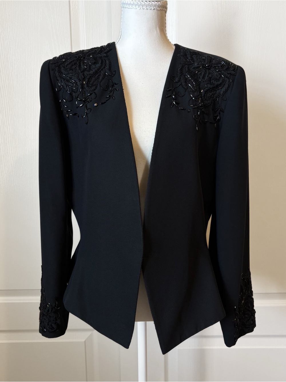 Albert Nipon Evening Black Beaded Open-Front Blazer Jacket Women’s 10